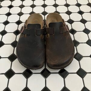 Women’s brown Birkenstock Bostons